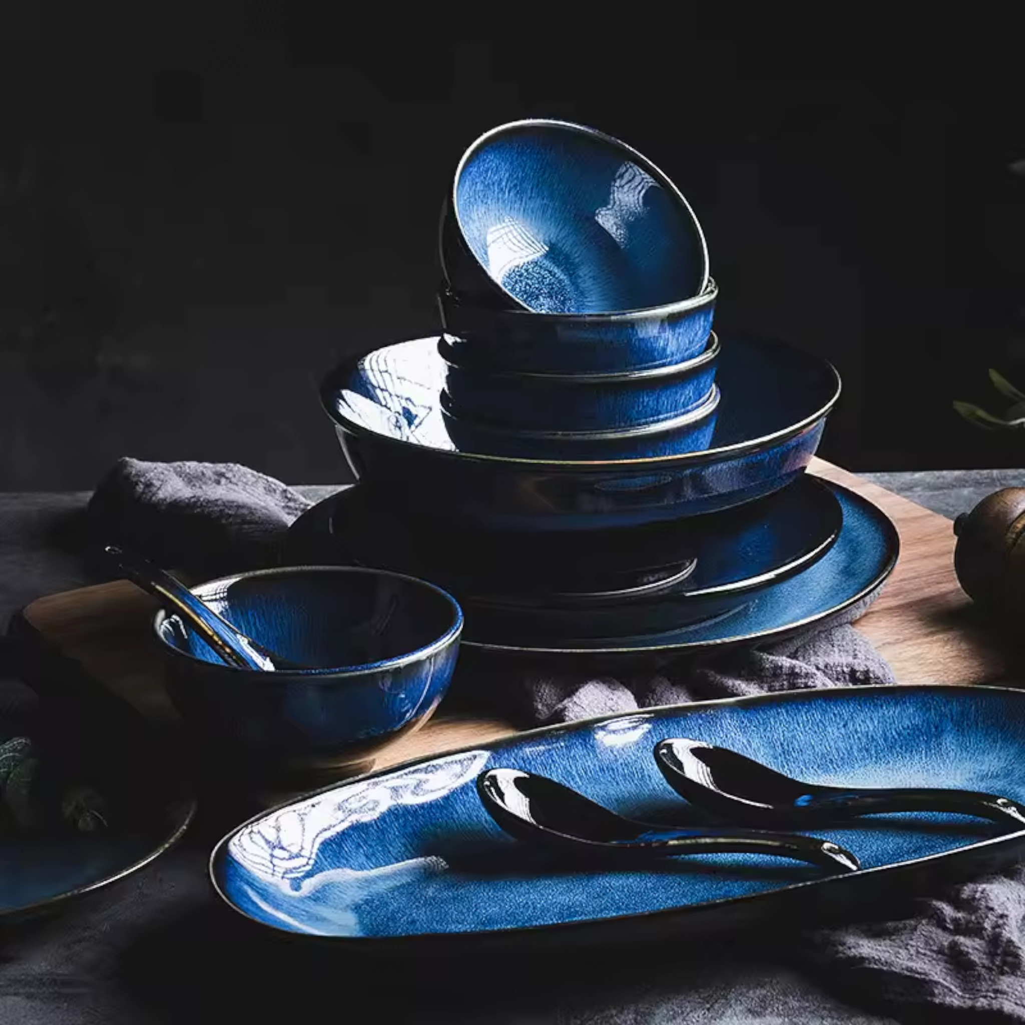 Artisan Deep Sea: Premium Reactive Glaze Dinnerware Set | Hand-Finished Gradient Blue Stoneware Collection
