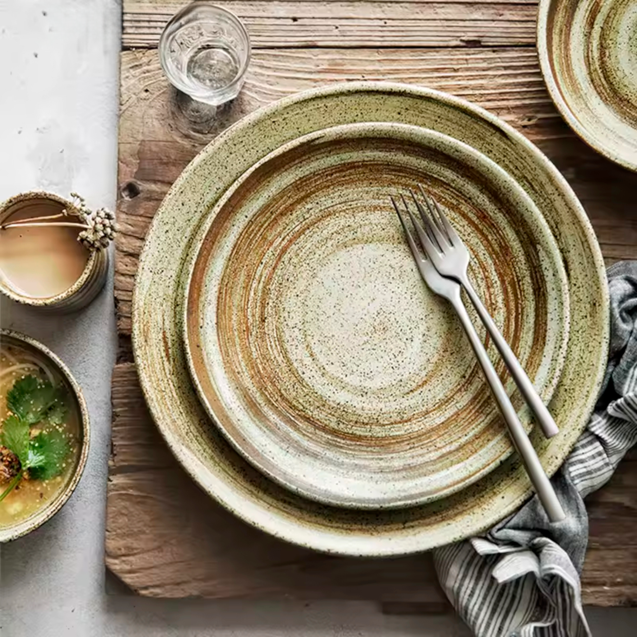 Artisan Terra: Premium Reactive Stoneware Dinnerware Set | Hand-Thrown Spiral Glaze Collection