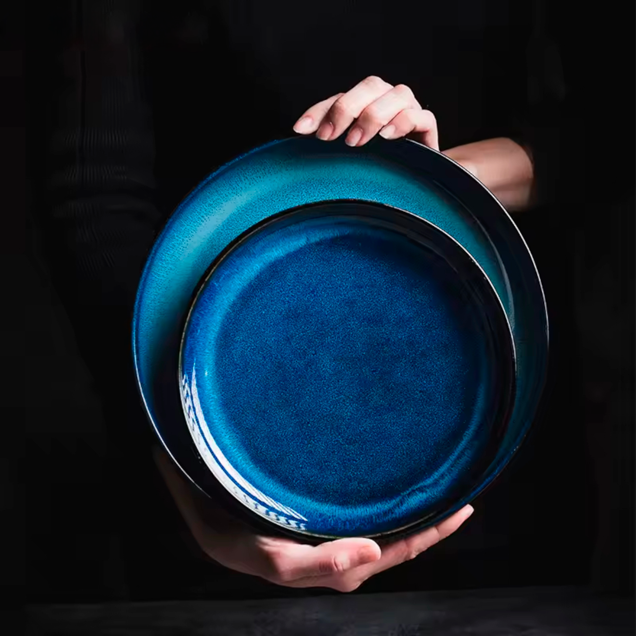Artisan Deep Ocean: Premium Round Ceramic Plate Collection (5 Sizes)