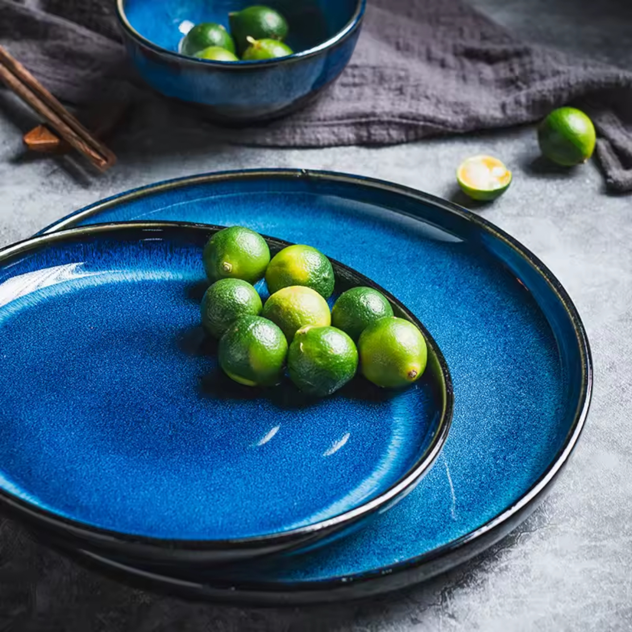 Artisan Deep Ocean: Premium Round Ceramic Plate Collection (5 Sizes)