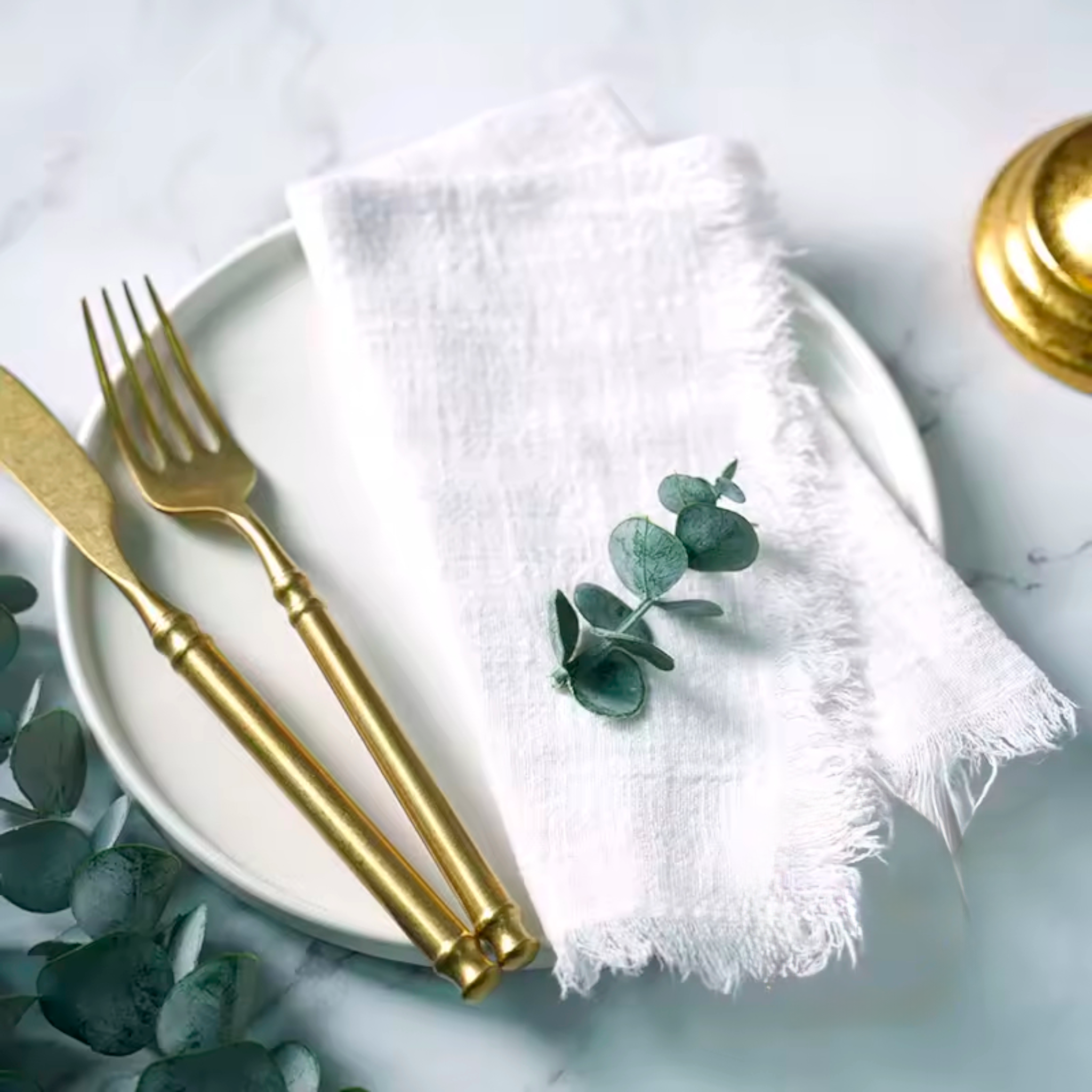 Artisan Bloom: Set of 4 Premium Muslin Cotton Napkins | 35x35cm Hand-Frayed Shabby Chic Dining Collection